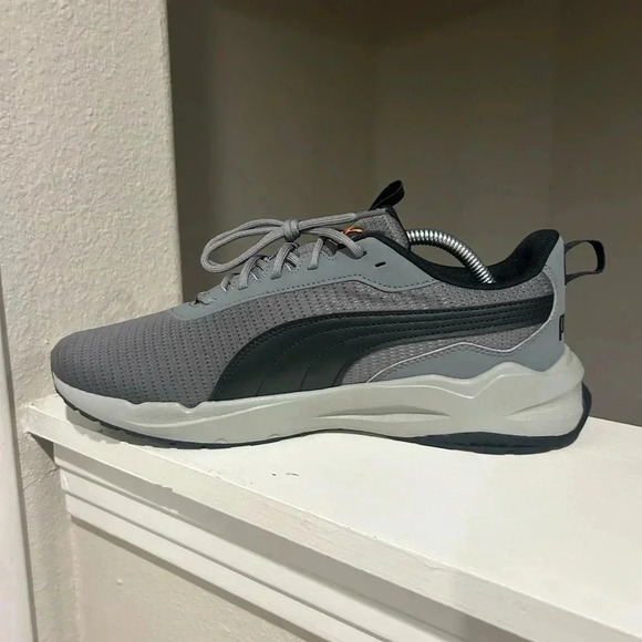 PUMA Men's Gray Sneaker US Size 10.5 - Picture 5 of 10